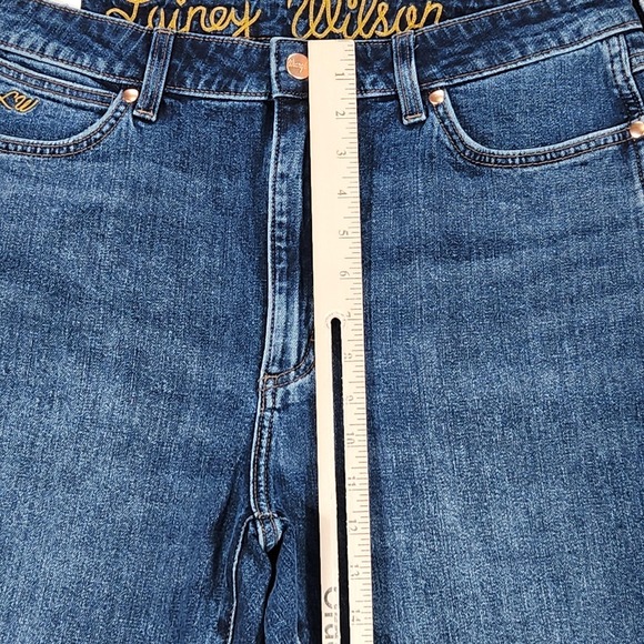 Wrangler Lainey Wilson Jeans Womens 33x34 Blue High Rise Bootcut Boot Hugger - Picture 14 of 15